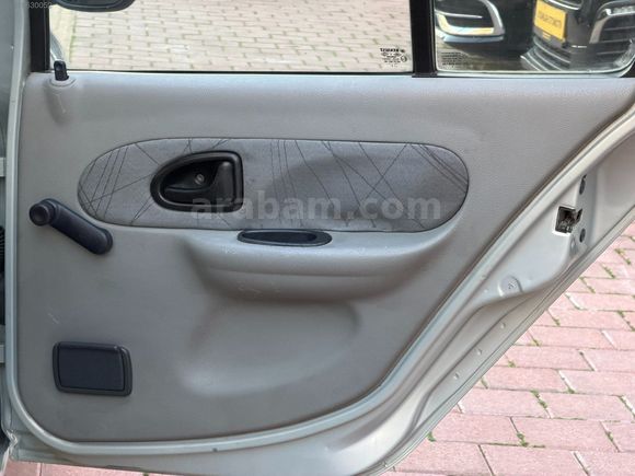 UYGANLAR'DAN RENAULT CLİO 1.5 DCİ SYMBOL