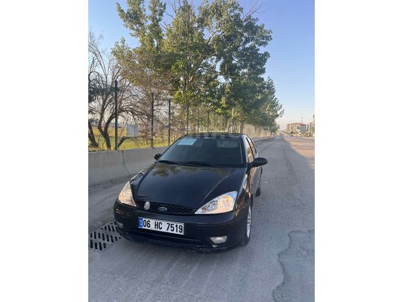 Sahibinden Ford Focus 1.6 Ghia 2002 Model 