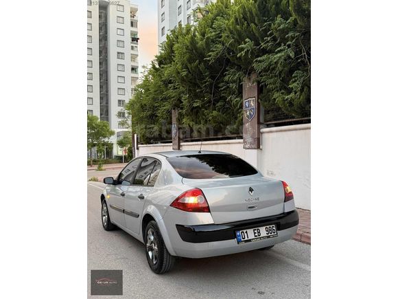 ÖZKUR'DAN TAVAN KAPUT BAGAJ BOYASIZ 2. SAHİBİNDEN MEGANE II