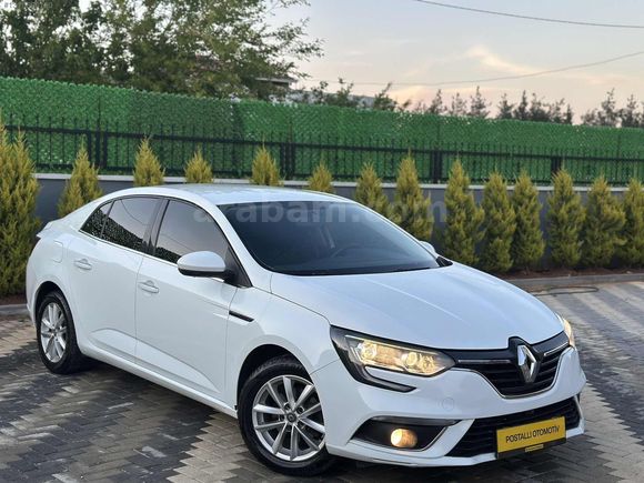 2020 MEGANE 4 1.5 BLUDCİ HATASIZ TOUCH OTOMATİK FUL BAKIMLI