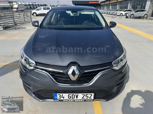 2023 TRAFİK ÇIK MEGANE 1.5 TOUCH YETKİLİ SERVİS KAYITLI OTOMATİK