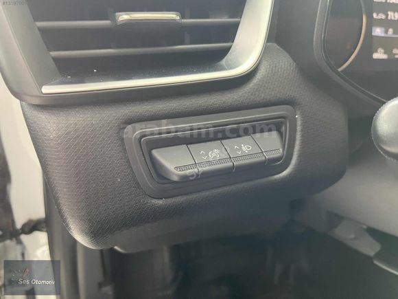 SES OTO-BOYASIZ 2023 RENAULT CLİO 1.0 TCE TOUCH