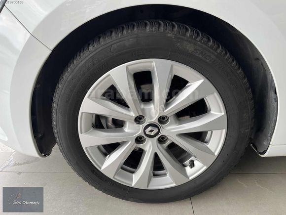 SES OTO-BOYASIZ 2023 RENAULT CLİO 1.0 TCE TOUCH
