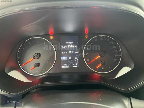 SES OTO-BOYASIZ 2023 RENAULT CLİO 1.0 TCE TOUCH