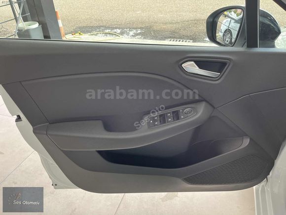 SES OTO-BOYASIZ 2023 RENAULT CLİO 1.0 TCE TOUCH