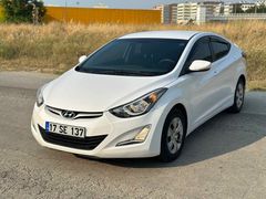 Sahibinden Hyundai Elantra 1.6 D-CVVT Style 2015 Model Çanakkale 166.000 km Beyaz