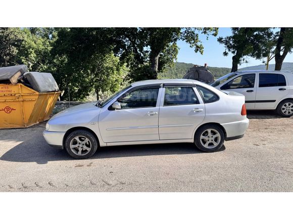 Sahibinden Volkswagen Polo 1.6 Classic 2000 Model 