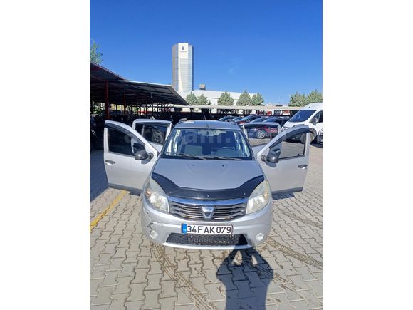 Sahibinden Dacia Sandero 1.4 Ambiance 2010 Model