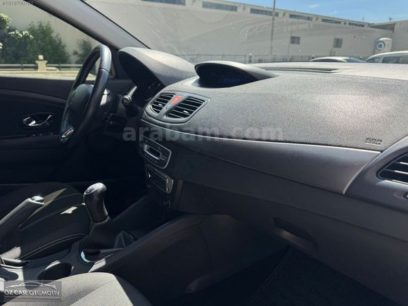 ÖZCAR OTOMOTİV'DEN 2015 TOUCH PLUS 86.000 KM DE HATASIZ MEGAN