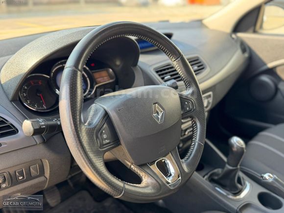 ÖZCAR OTOMOTİV'DEN 2015 TOUCH PLUS 86.000 KM DE HATASIZ MEGAN