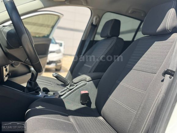 ÖZCAR OTOMOTİV'DEN 2015 TOUCH PLUS 86.000 KM DE HATASIZ MEGAN