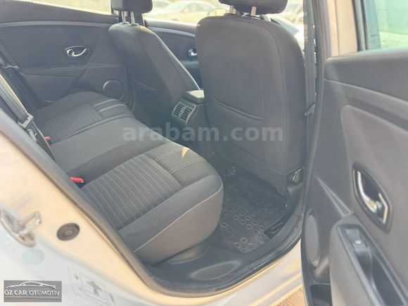ÖZCAR OTOMOTİV'DEN 2015 TOUCH PLUS 86.000 KM DE HATASIZ MEGAN