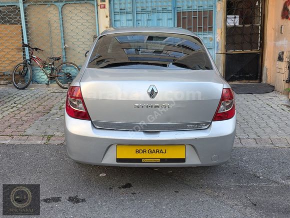 BDR GARAJ'DAN 2010 MODEL SYMBOL 1.5 DCI 240.000 KM'DE