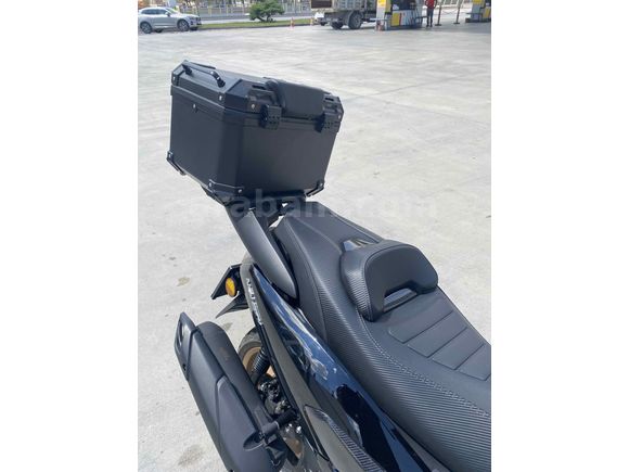 B ehliyetle kullanılabilen 550 kilometrede Çantası İşli Kuba Newcity50