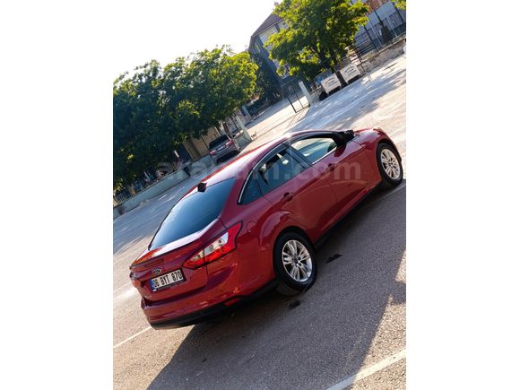 Sahibinden Ford Focus 1.6 Ti-VCT Style 2012 Model