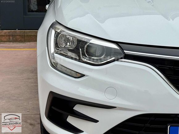 İLK ELDEN DEĞİŞENSİZ SERVİS BAKIMLI 2022 130 BİNDE OTOMATİK FULL