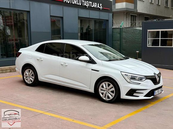 İLK ELDEN DEĞİŞENSİZ SERVİS BAKIMLI 2022 130 BİNDE OTOMATİK FULL