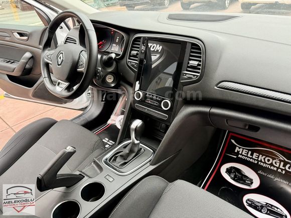 İLK ELDEN DEĞİŞENSİZ SERVİS BAKIMLI 2022 130 BİNDE OTOMATİK FULL