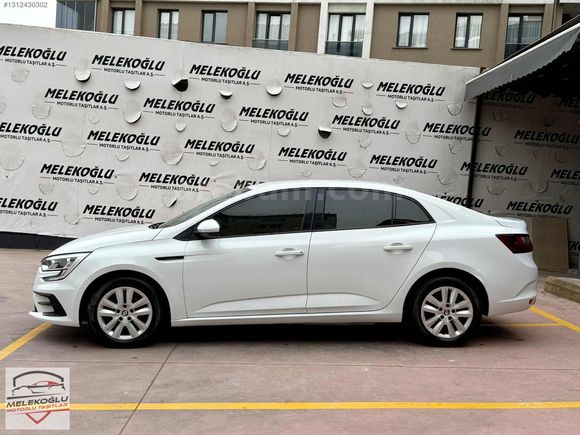 İLK ELDEN DEĞİŞENSİZ SERVİS BAKIMLI 2022 130 BİNDE OTOMATİK FULL