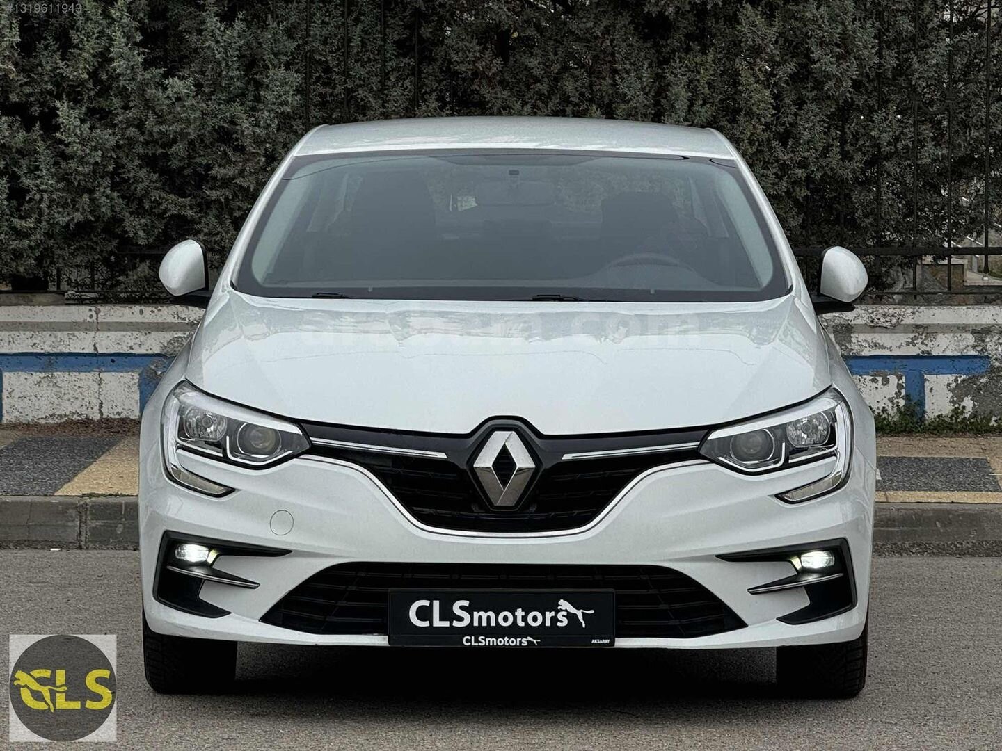 Galeriden Renault Megane 1.3 TCe Joy 2022 Model Aksaray 98.000 km Beyaz 2