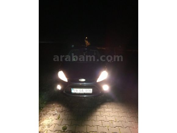 Sahibinden Ford Fiesta 1.4 Titanium 2010 Model Tekirdağ