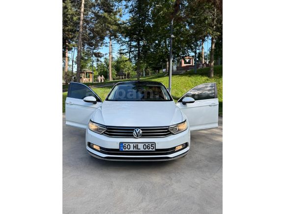 Sahibinden Volkswagen Passat 1.4 TSi BlueMotion Comfortline 2015 Model  211.000 km Beyaz