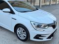 CEBECİ'DEN HATASIZ BOYASIZ TRAMERSİZ MAKYAJLI MEGANE