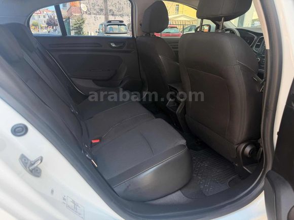 CEBECİ'DEN HATASIZ BOYASIZ TRAMERSİZ MAKYAJLI MEGANE