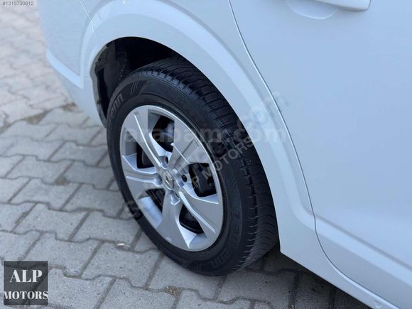 ALP MOTORS'TAN İKİ PARÇA BOYALI EMSALSİZ TALİANT