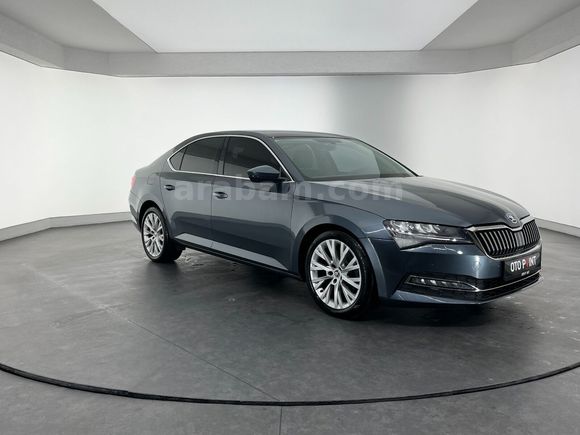 otomobil Skoda Superb 1.6 TDI Greentech Prestige DSG