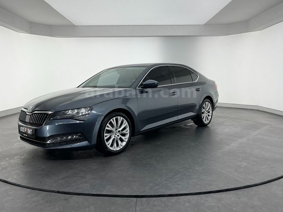 otomobil Skoda Superb 1.6 TDI Greentech Prestige DSG