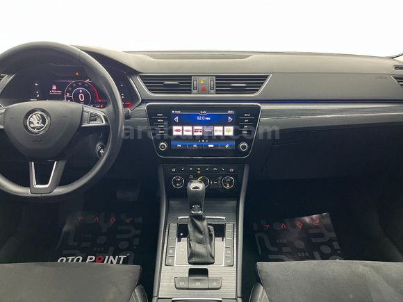 otomobil Skoda Superb 1.6 TDI Greentech Prestige DSG