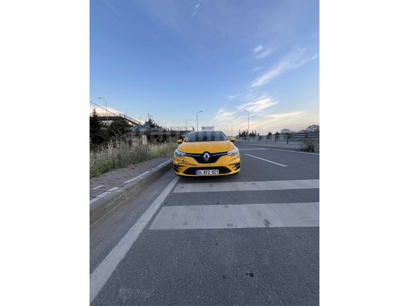 Sahibinden Renault Megane 1.3 TCe Joy 2021 Model 