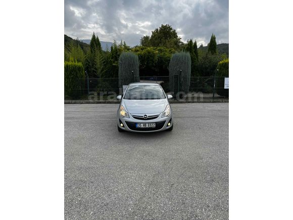 Otomatik Sahibinden Opel Corsa 1.4 Twinport Enjoy 2012 Model İzmir 170000 km Gri (Gümüş)