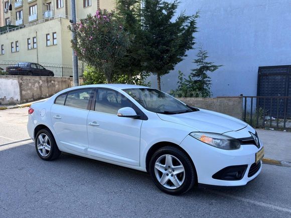 ORJİNAL 141 BİN KM 2014 MODEL TOUCH PLUS OTOMATİK 1.5 DCI