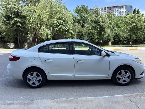 ORJİNAL 141 BİN KM 2014 MODEL TOUCH PLUS OTOMATİK 1.5 DCI