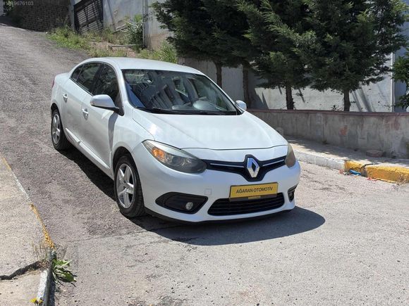 ORJİNAL 141 BİN KM 2014 MODEL TOUCH PLUS OTOMATİK 1.5 DCI