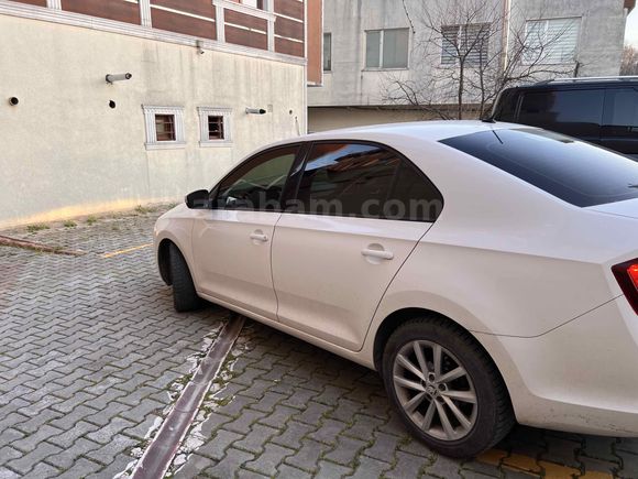 Sahibinden Skoda Rapid 1.4 TDI GreenTec Style 2018 Model 