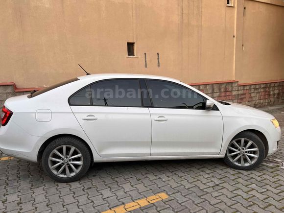 Sahibinden Skoda Rapid 1.4 TDI GreenTec Style 2018 Model 