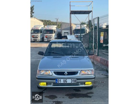 Renault 9 Broadway 1997 RN