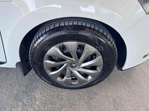 BOYASIZ 2020 CLİO SPORT TOURER TOUCH 54 BİN KM TAKAS TAKSİT OLUR