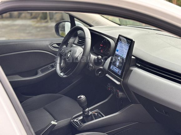 2021 1.0 SCE CLİO JOY TESLA EKRANLI K.KARTA TAKSIT