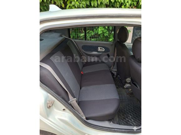 Sahibinden Renault Clio 1.4 RNA 2001 Model
