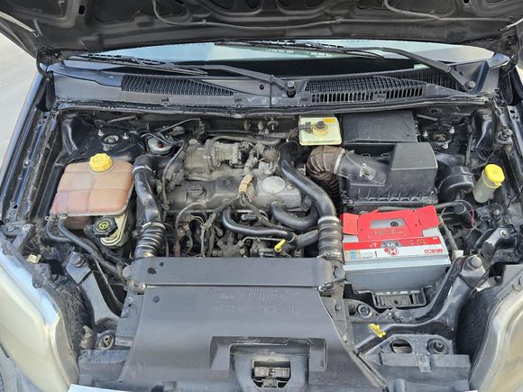Sahibinden Ford Transit Connect T230 L 2009 Model  330.000 km Siyah