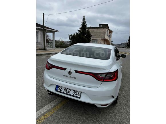 Sahibinden Renault Megane 1.3 TCe Joy 2020 Model 