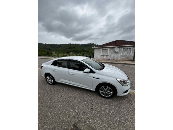 Sahibinden Renault Megane 1.3 TCe Joy 2020 Model 