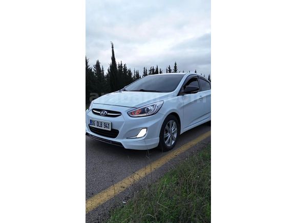 Sahibinden Hyundai Accent Blue 1.4 D-CVVT Mode Plus 2015 Model