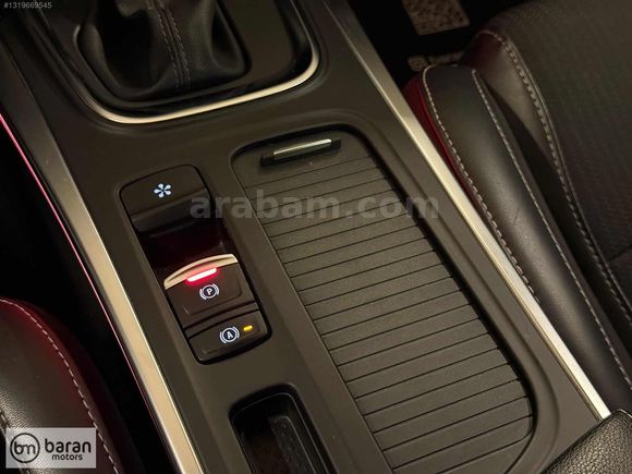 BARAN MOTORS 2023 RENAULT MEGANE TCE ICON EDC 42.058 KM