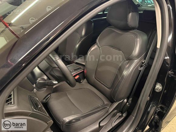 BARAN MOTORS 2023 RENAULT MEGANE TCE ICON EDC 42.058 KM