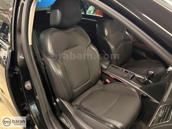BARAN MOTORS 2023 RENAULT MEGANE TCE ICON EDC 42.058 KM